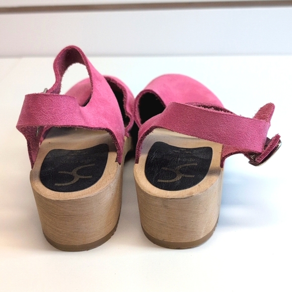 Pink Kids Sandals with Buckle - Picture 4 of 7